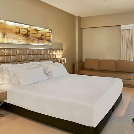 Nh Coimbra Dona Ines Hotel Екстериор снимка