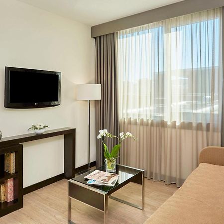 Nh Coimbra Dona Ines Hotel Екстериор снимка