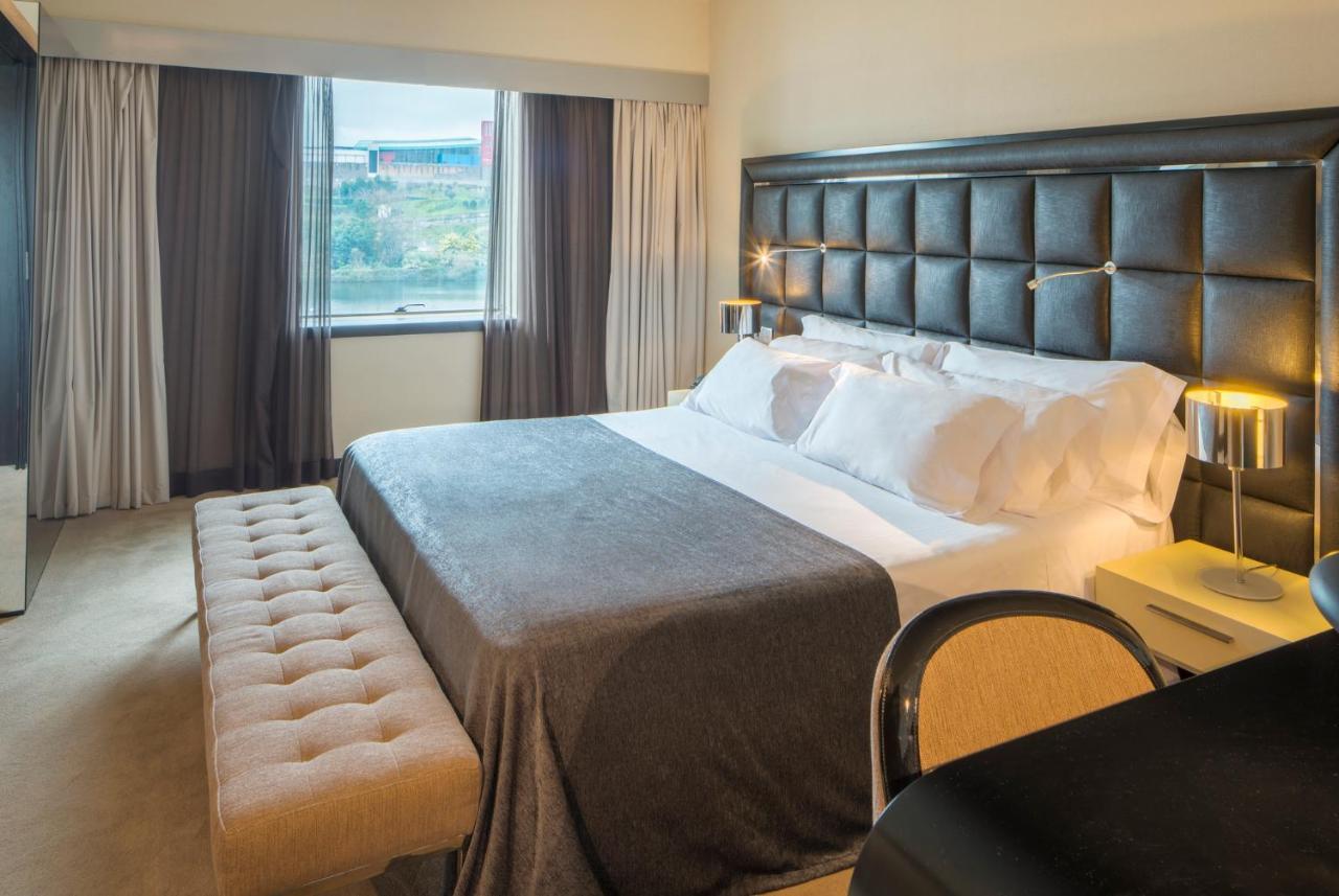 Nh Coimbra Dona Ines Hotel Екстериор снимка