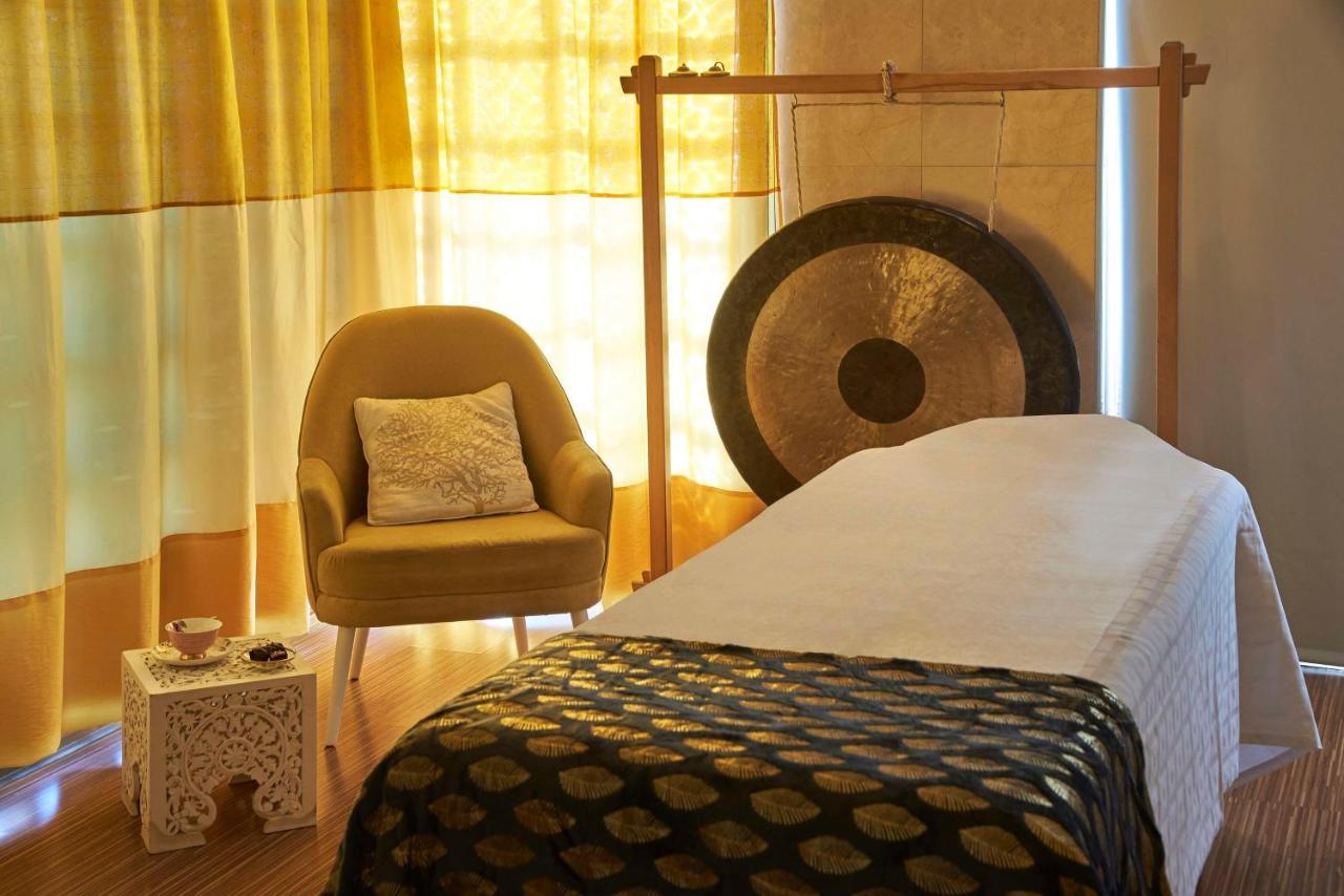 Nh Coimbra Dona Ines Hotel Екстериор снимка